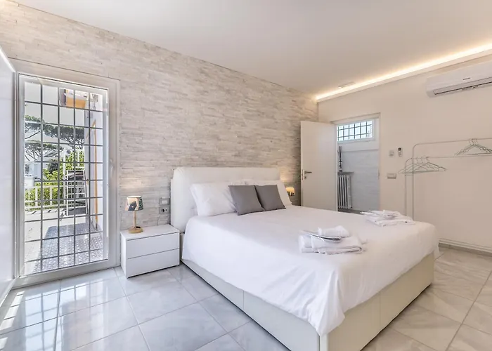 Relais Roma בית הארחה פרג'נה